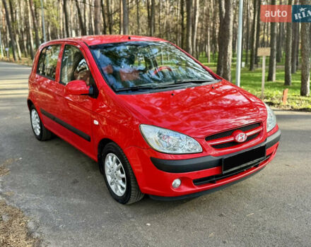 Красный Хендай Гетц, объемом двигателя 1.6 л и пробегом 147 тыс. км за 5999 $, фото 1 на Automoto.ua