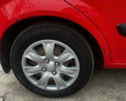 Червоний Хендай Гетц, об'ємом двигуна 1.4 л та пробігом 219 тис. км за 4500 $, фото 3 на Automoto.ua