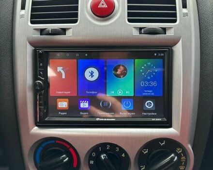 Хендай Гетц 2008 у Харкові на Automoto.ua Червоний Хендай Гетц, об'ємом двигуна 1.4 л та пробігом 82 тис. км за 6000 $, фото 21 на Automoto.ua