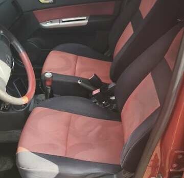 Красный Хендай Гетц, объемом двигателя 1.4 л и пробегом 193 тыс. км за 3999 $, фото 13 на Automoto.ua