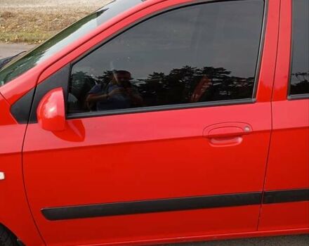 Красный Хендай Гетц, объемом двигателя 1.6 л и пробегом 109 тыс. км за 6000 $, фото 2 на Automoto.ua