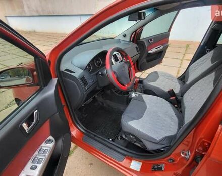 Красный Хендай Гетц, объемом двигателя 1.4 л и пробегом 165 тыс. км за 5850 $, фото 5 на Automoto.ua