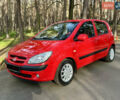 Красный Хендай Гетц, объемом двигателя 1.6 л и пробегом 147 тыс. км за 5999 $, фото 1 на Automoto.ua