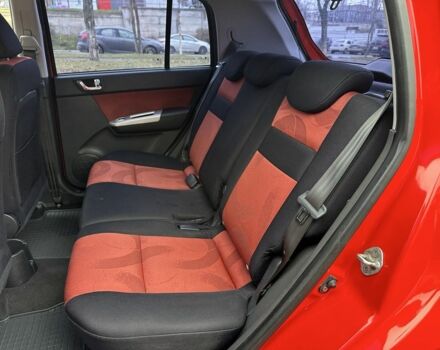 Красный Хендай Гетц, объемом двигателя 1.4 л и пробегом 149 тыс. км за 4900 $, фото 8 на Automoto.ua