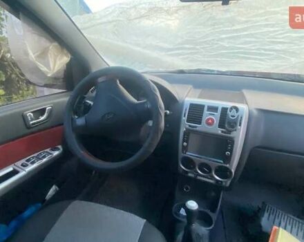 Красный Хендай Гетц, объемом двигателя 1.4 л и пробегом 142 тыс. км за 3000 $, фото 3 на Automoto.ua