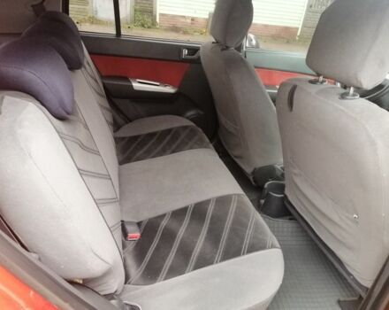 Червоний Хендай Гетц, об'ємом двигуна 1.4 л та пробігом 200 тис. км за 3500 $, фото 5 на Automoto.ua