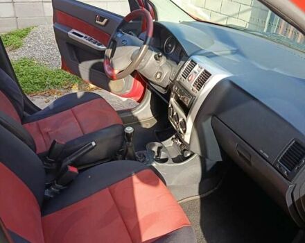 Красный Хендай Гетц, объемом двигателя 1.4 л и пробегом 290 тыс. км за 3000 $, фото 17 на Automoto.ua