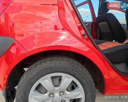 Червоний Хендай Гетц, об'ємом двигуна 1.6 л та пробігом 71 тис. км за 7500 $, фото 17 на Automoto.ua