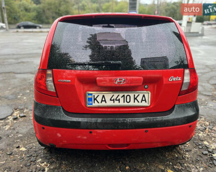 Красный Хендай Гетц, объемом двигателя 1.4 л и пробегом 238 тыс. км за 5200 $, фото 3 на Automoto.ua