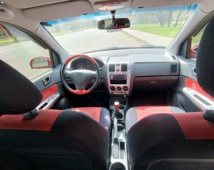 Красный Хендай Гетц, объемом двигателя 1.4 л и пробегом 140 тыс. км за 4700 $, фото 4 на Automoto.ua