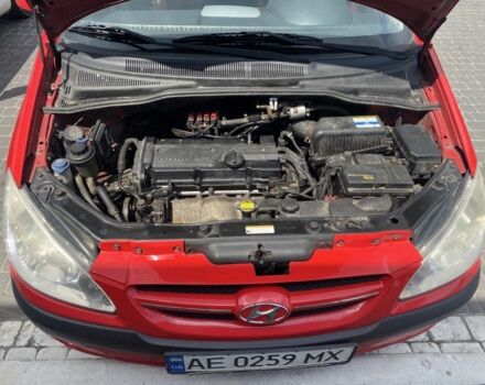 Красный Хендай Гетц, объемом двигателя 1.4 л и пробегом 283 тыс. км за 3500 $, фото 1 на Automoto.ua