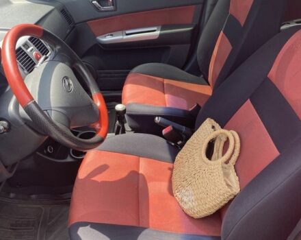 Красный Хендай Гетц, объемом двигателя 1.4 л и пробегом 283 тыс. км за 3500 $, фото 6 на Automoto.ua