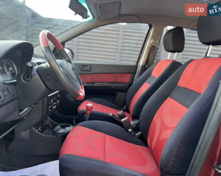 Красный Хендай Гетц, объемом двигателя 1.1 л и пробегом 175 тыс. км за 4800 $, фото 12 на Automoto.ua