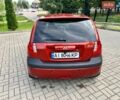 Красный Хендай Гетц, объемом двигателя 1.4 л и пробегом 200 тыс. км за 5300 $, фото 2 на Automoto.ua