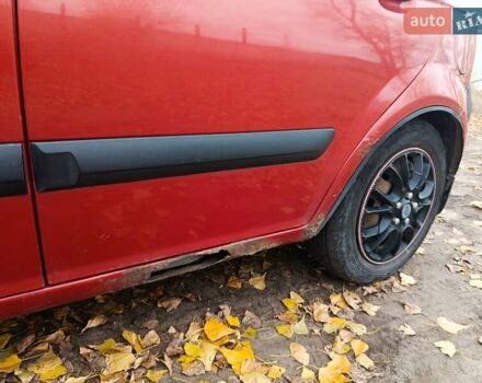 Красный Хендай Гетц, объемом двигателя 1.4 л и пробегом 290 тыс. км за 3000 $, фото 8 на Automoto.ua