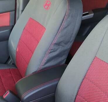 Червоний Хендай Гетц, об'ємом двигуна 1.4 л та пробігом 220 тис. км за 6800 $, фото 6 на Automoto.ua