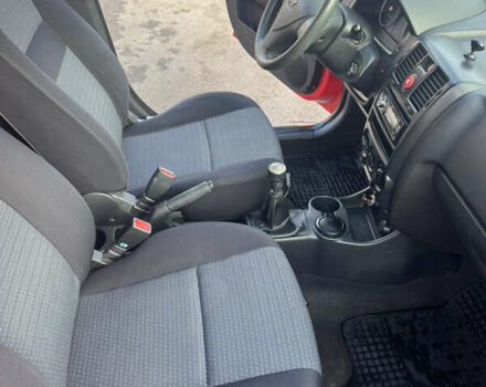 Червоний Хендай Гетц, об'ємом двигуна 1.09 л та пробігом 174 тис. км за 3900 $, фото 23 на Automoto.ua