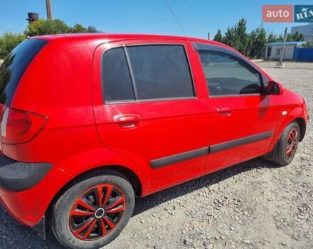 Червоний Хендай Гетц, об'ємом двигуна 1.4 л та пробігом 124 тис. км за 6300 $, фото 4 на Automoto.ua