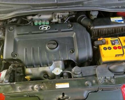 Красный Хендай Гетц, объемом двигателя 1.6 л и пробегом 120 тыс. км за 6700 $, фото 3 на Automoto.ua