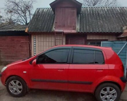 Красный Хендай Гетц, объемом двигателя 1.6 л и пробегом 225 тыс. км за 3800 $, фото 1 на Automoto.ua