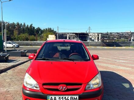 Красный Хендай Гетц, объемом двигателя 1.4 л и пробегом 105 тыс. км за 5500 $, фото 1 на Automoto.ua