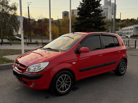 Червоний Хендай Гетц, об'ємом двигуна 1.6 л та пробігом 145 тис. км за 6790 $, фото 1 на Automoto.ua