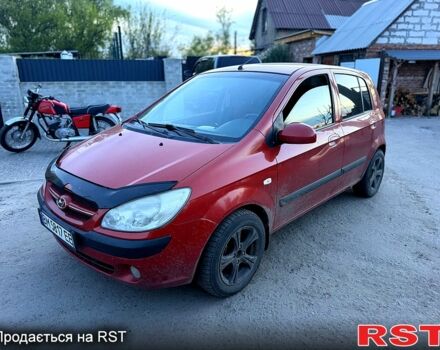 Красный Хендай Гетц, объемом двигателя 1.4 л и пробегом 150 тыс. км за 3500 $, фото 1 на Automoto.ua