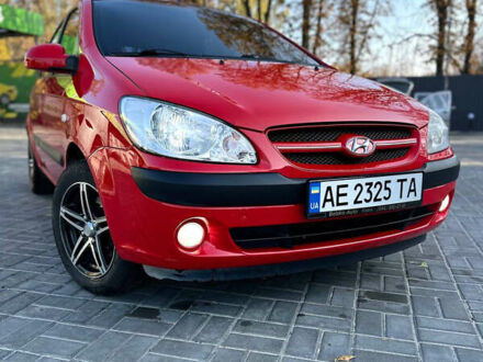 Хендай Гетц 2007 в Новомосковске на Automoto.ua Красный Хендай Гетц, объемом двигателя 1.6 л и пробегом 170 тыс. км за 5600 $, фото 1 на Automoto.ua