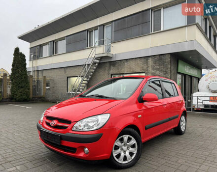 Красный Хендай Гетц, объемом двигателя 1.4 л и пробегом 143 тыс. км за 5500 $, фото 1 на Automoto.ua