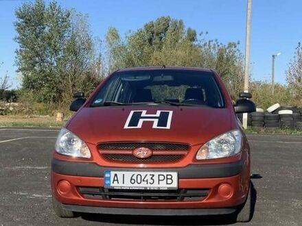 Красный Хендай Гетц, объемом двигателя 1.09 л и пробегом 280 тыс. км за 4300 $, фото 1 на Automoto.ua