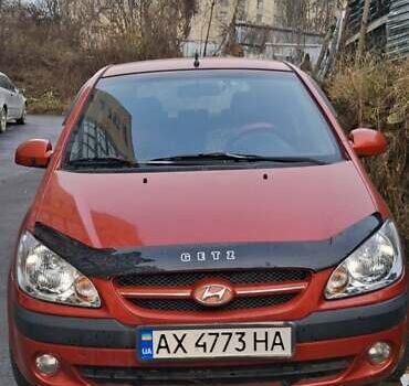 Красный Хендай Гетц, объемом двигателя 1.4 л и пробегом 148 тыс. км за 4500 $, фото 1 на Automoto.ua