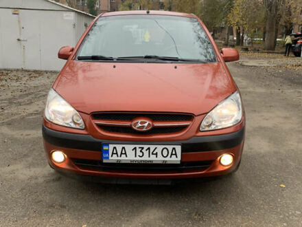 Красный Хендай Гетц, объемом двигателя 1.4 л и пробегом 170 тыс. км за 4500 $, фото 1 на Automoto.ua