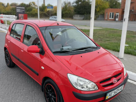 Хендай Гетц 2008 в Днепре (Днепропетровске) на Automoto.ua Красный Хендай Гетц, объемом двигателя 1.6 л и пробегом 137 тыс. км за 5700 $, фото 1 на Automoto.ua