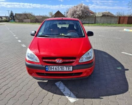 Красный Хендай Гетц, объемом двигателя 1 л и пробегом 402 тыс. км за 4000 $, фото 1 на Automoto.ua