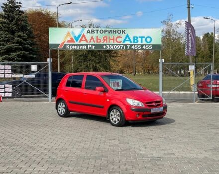 Червоний Хендай Гетц, об'ємом двигуна 1.4 л та пробігом 108 тис. км за 6400 $, фото 1 на Automoto.ua