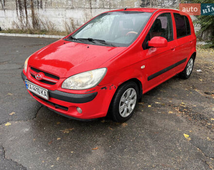 Красный Хендай Гетц, объемом двигателя 1.4 л и пробегом 238 тыс. км за 5200 $, фото 1 на Automoto.ua