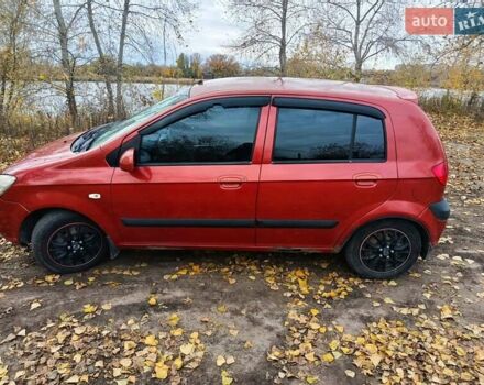 Красный Хендай Гетц, объемом двигателя 1.4 л и пробегом 290 тыс. км за 3000 $, фото 1 на Automoto.ua