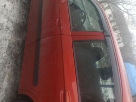 Красный Хендай Гетц, объемом двигателя 0.14 л и пробегом 130 тыс. км за 5500 $, фото 1 на Automoto.ua