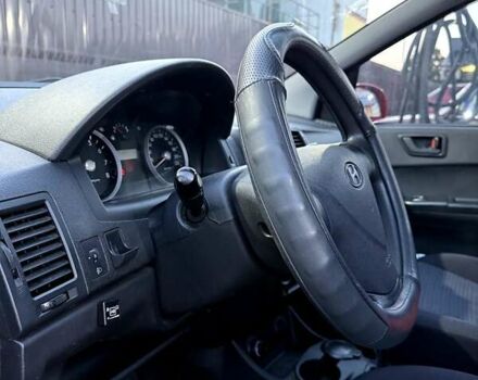 Красный Хендай Гетц, объемом двигателя 1.4 л и пробегом 103 тыс. км за 6200 $, фото 1 на Automoto.ua