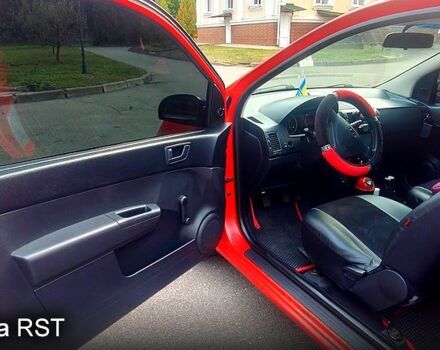 Хендай Гетц, объемом двигателя 1.1 л и пробегом 162 тыс. км за 2950 $, фото 4 на Automoto.ua