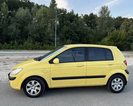 Желтый Хендай Гетц, объемом двигателя 1.4 л и пробегом 203 тыс. км за 5200 $, фото 5 на Automoto.ua