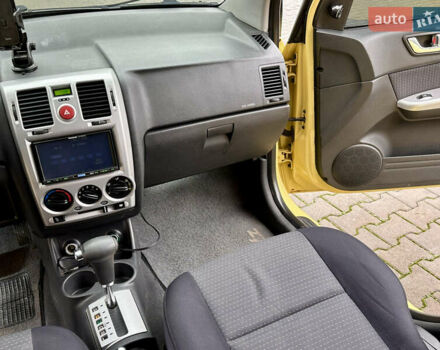 Желтый Хендай Гетц, объемом двигателя 1.4 л и пробегом 170 тыс. км за 4900 $, фото 15 на Automoto.ua