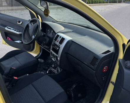 Желтый Хендай Гетц, объемом двигателя 1.4 л и пробегом 203 тыс. км за 5200 $, фото 21 на Automoto.ua