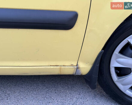 Желтый Хендай Гетц, объемом двигателя 1.4 л и пробегом 203 тыс. км за 5200 $, фото 13 на Automoto.ua