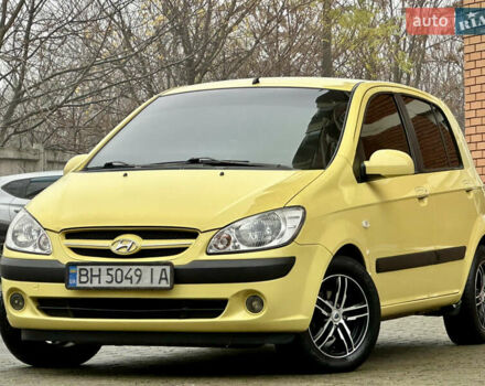 Желтый Хендай Гетц, объемом двигателя 1.4 л и пробегом 170 тыс. км за 4900 $, фото 3 на Automoto.ua