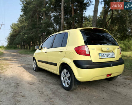 Жовтий Хендай Гетц, об'ємом двигуна 1.4 л та пробігом 201 тис. км за 4000 $, фото 3 на Automoto.ua
