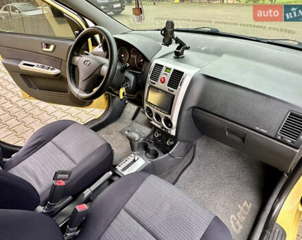 Желтый Хендай Гетц, объемом двигателя 1.4 л и пробегом 170 тыс. км за 4900 $, фото 26 на Automoto.ua