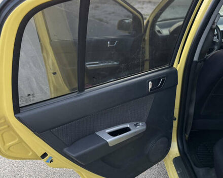 Желтый Хендай Гетц, объемом двигателя 1.4 л и пробегом 203 тыс. км за 5200 $, фото 18 на Automoto.ua