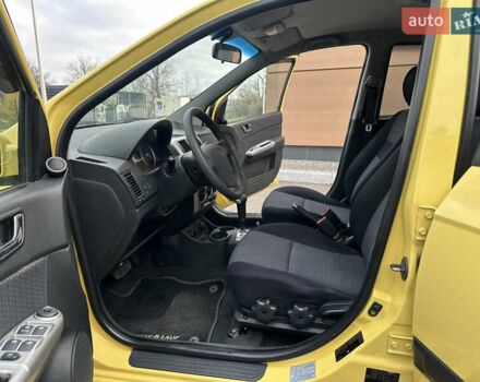 Жовтий Хендай Гетц, об'ємом двигуна 1.4 л та пробігом 144 тис. км за 5170 $, фото 2 на Automoto.ua