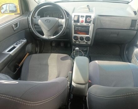 Желтый Хендай Гетц, объемом двигателя 1.4 л и пробегом 180 тыс. км за 4000 $, фото 6 на Automoto.ua